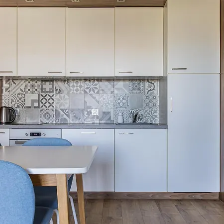 Glow - Chmielna, & River View Apartment