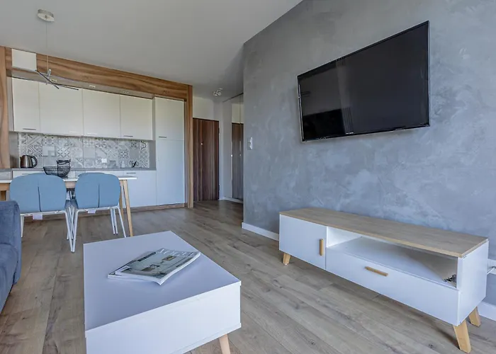 Glow - Chmielna, & River View